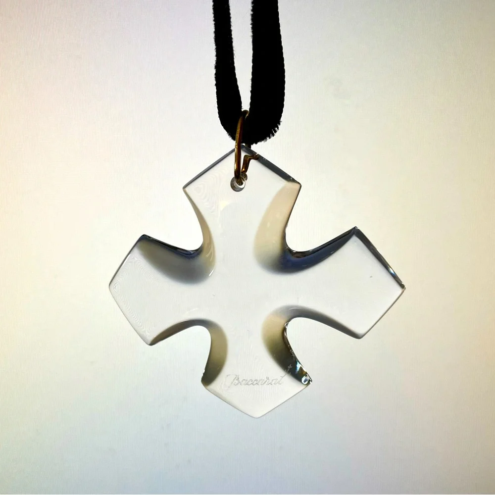 Baccarat Clear Crystal Cross Shaped Necklace‎ with Gold